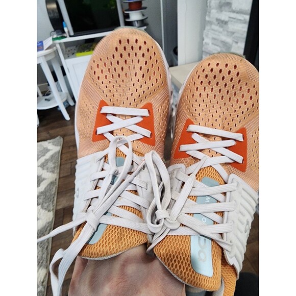 Women’s Size 7 On Cloud Running Athletic Shoes Orange/White - Picture 9 of 10
